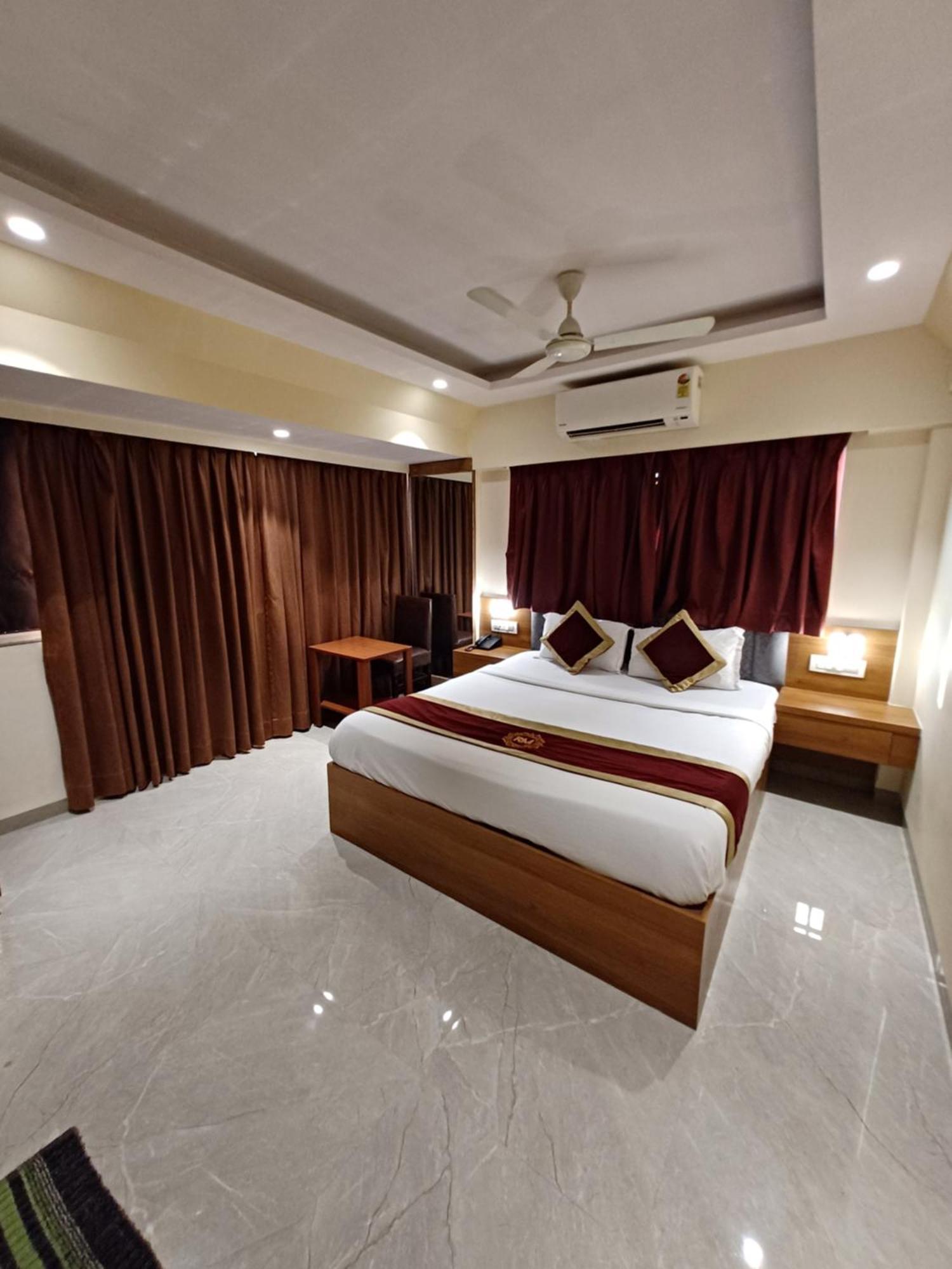 Hotel Ratna Mahal Bombaim Exterior foto