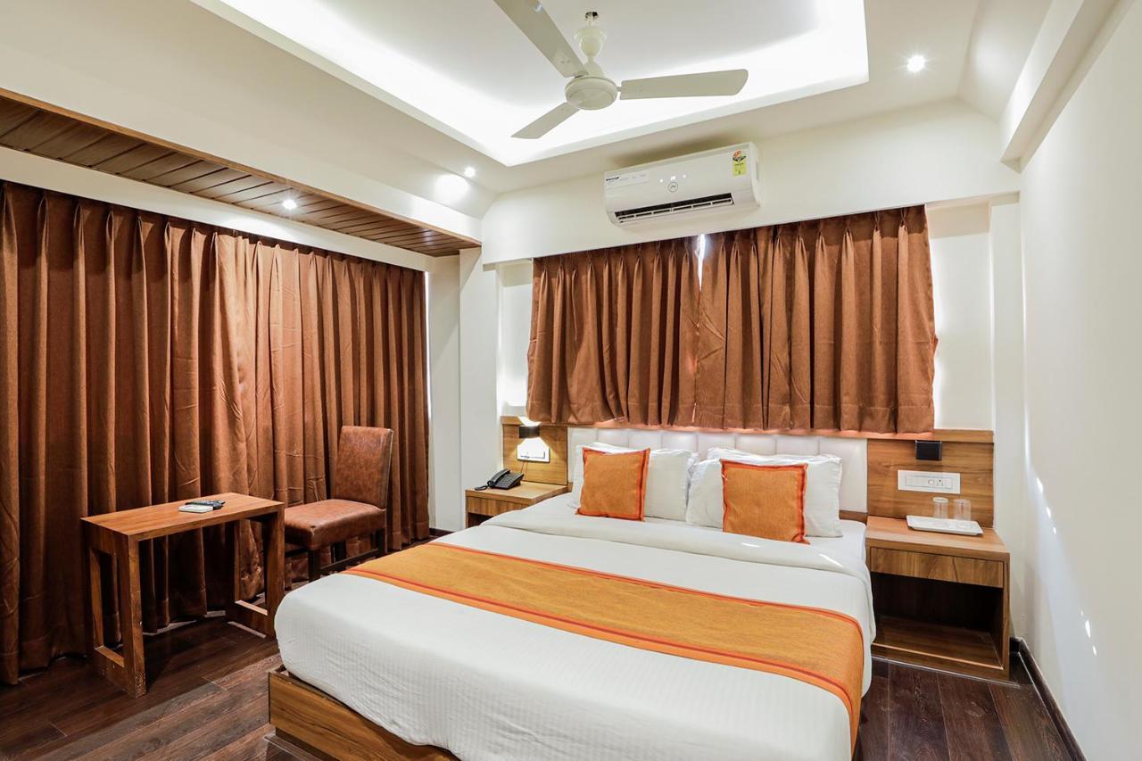 Hotel Ratna Mahal Bombaim Exterior foto