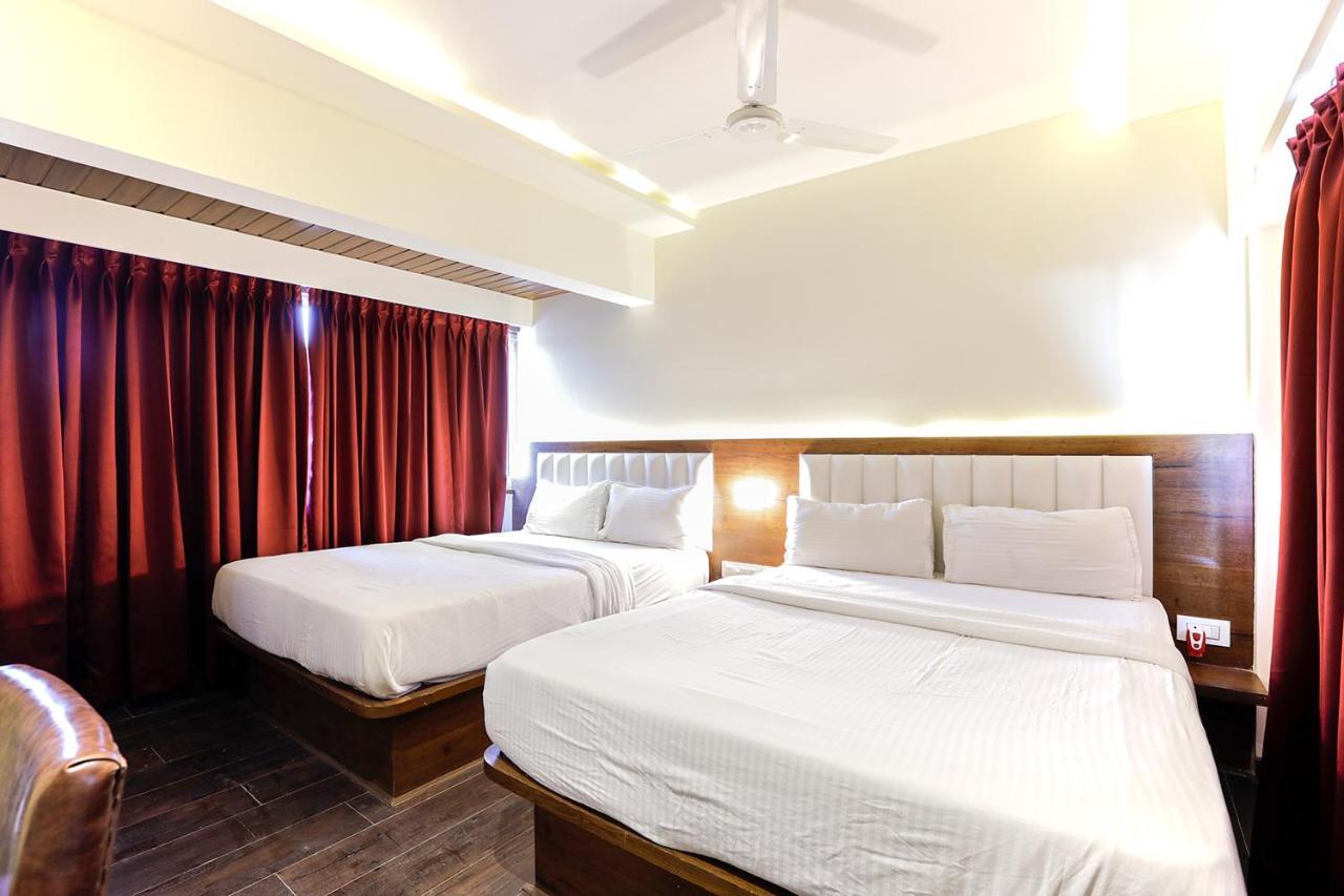 Hotel Ratna Mahal Bombaim Exterior foto